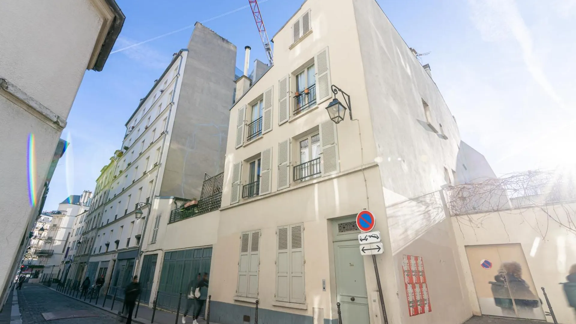 Apartment Luxurious 2 Bedroom Canal Saint Martin Saint Lazare Paris