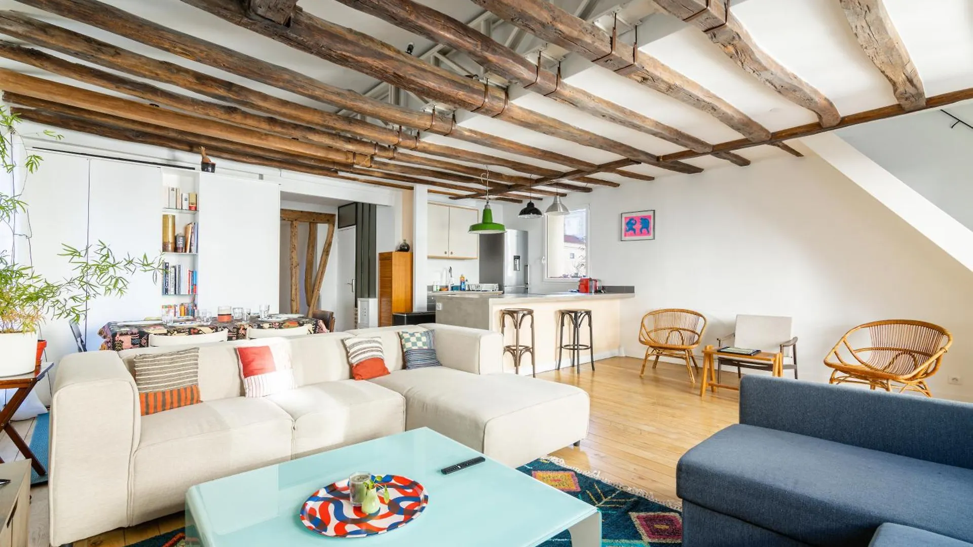 Luxurious 2 Bedroom Canal Saint Martin Saint Lazare * Paříž